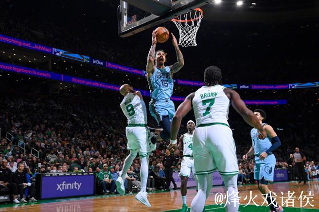 莫兰特32+9+9灰熊险胜凯尔特人 热火力克太阳
