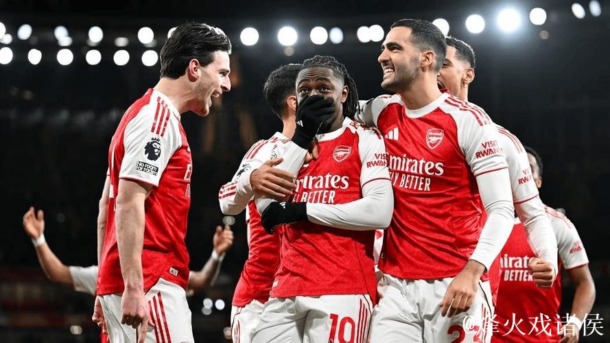 英超-埃泽戴帽特罗萨德传射 阿森纳4-1热刺